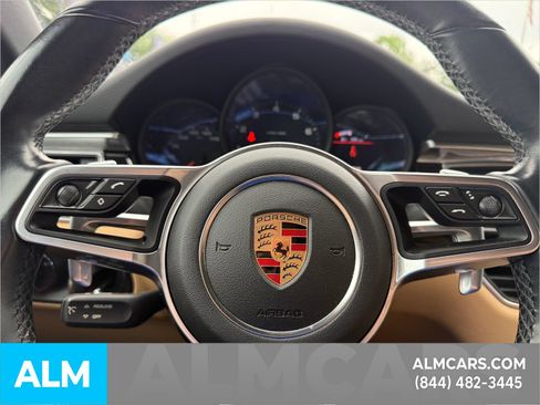 Used 2017 Porsche Macan AWD/4WD image 21