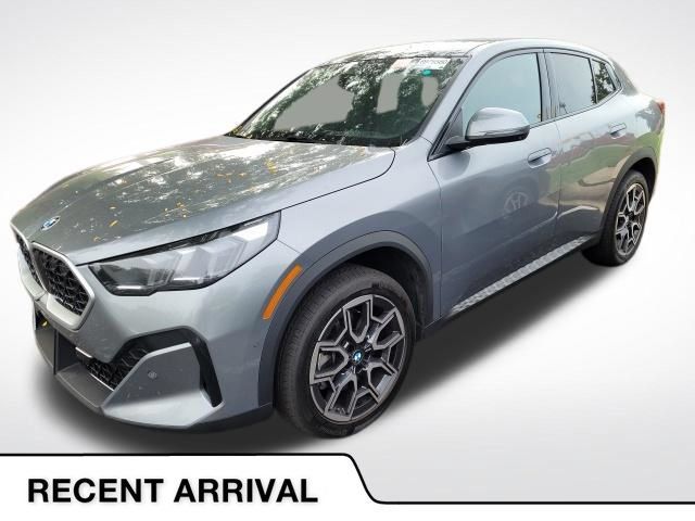 Used 2026 BMW X2 xDrive28i AWD/4WD image 1