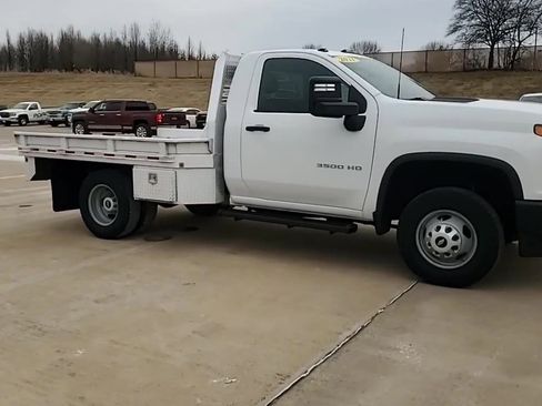 Used 2021 Chevrolet Silverado 3500 W/T w/ WT Convenience Package image 2