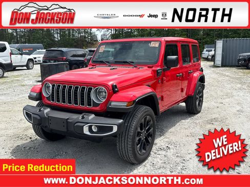 Used 2025 Jeep Wrangler Unlimited Sahara w/ Safety Group AWD/4WD image 1