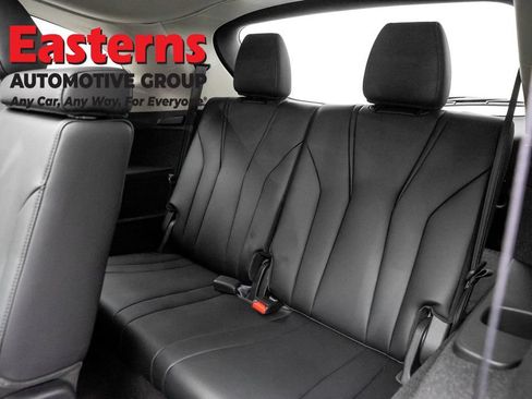 Used 2023 Acura MDX SH-AWD image 27