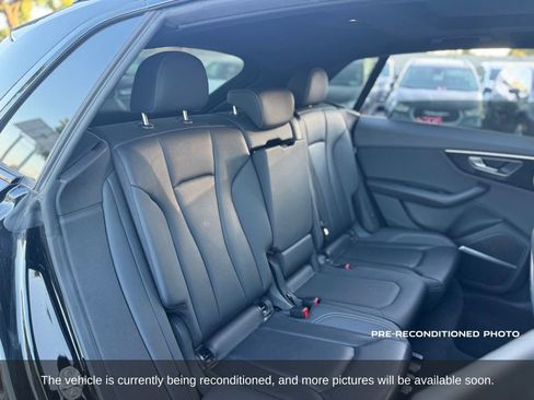 Used 2022 Audi Q8 Premium Plus w/ Premium Plus Package AWD/4WD image 12