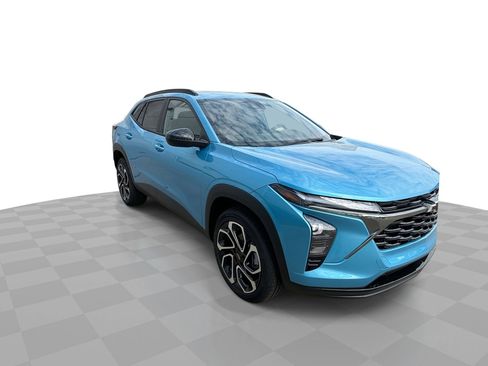 New 2025 Chevrolet Trax RS w/ Driver Confidence Package image 30