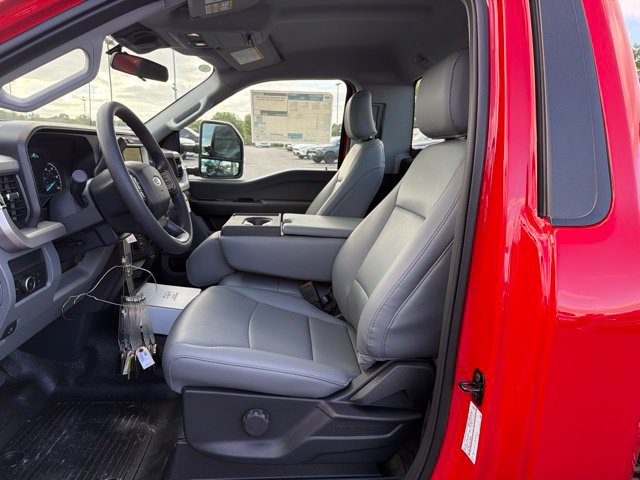 New 2026 Ford F600 4x4 Regular Cab Super Duty w/ XL Chrome Package image 10