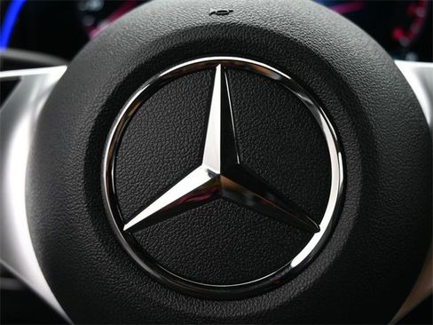 New 2026 Mercedes-Benz GLB 250 image 23