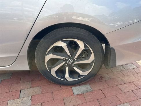 Used 2016 Honda Accord EX-L image 6