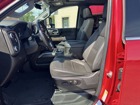 Used 2022 GMC Sierra 2500 Denali w/ Denali Ultimate Package AWD/4WD image 8