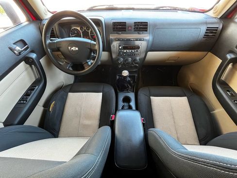 Used 2006 HUMMER H3 AWD/4WD image 14