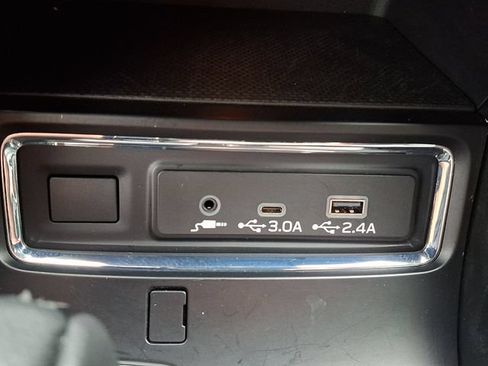 Certified 2023 Subaru Ascent Limited AWD/4WD image 38