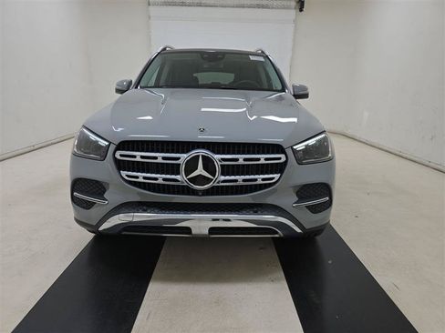 Used 2024 Mercedes-Benz GLE 450e 4MATIC w/ Driver Assistance Package image 2