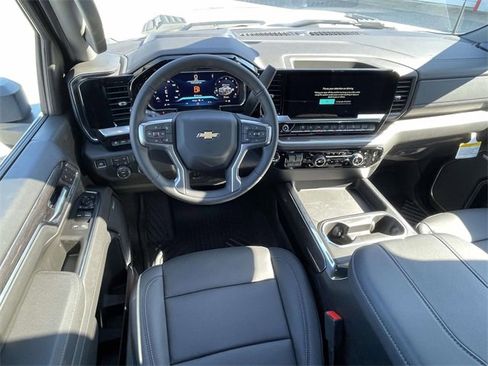 New 2026 Chevrolet Silverado 2500 LTZ w/ LTZ Premium Package image 11