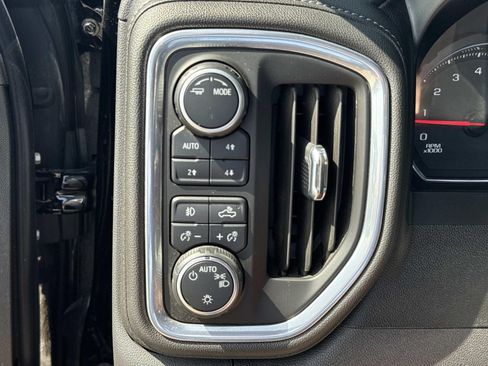 Used 2022 Chevrolet Silverado 1500 LT Trail Boss w/ Bed Protection Package AWD/4WD image 21