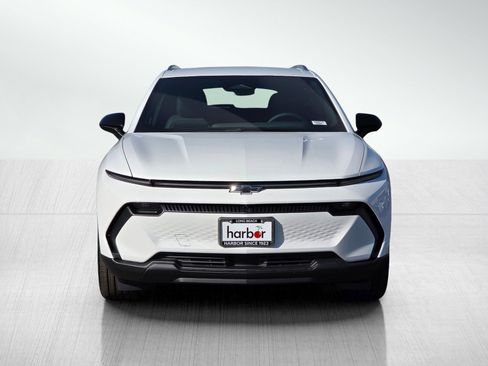 New 2026 Chevrolet Equinox EV LT w/ LPO, Blackout Package image 2