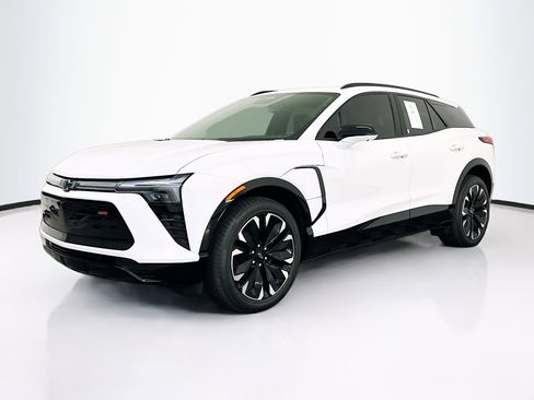 Used 2024 Chevrolet Blazer EV RS AWD/4WD image 3