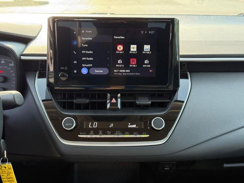 Certified 2025 Toyota Corolla LE FWD image 15