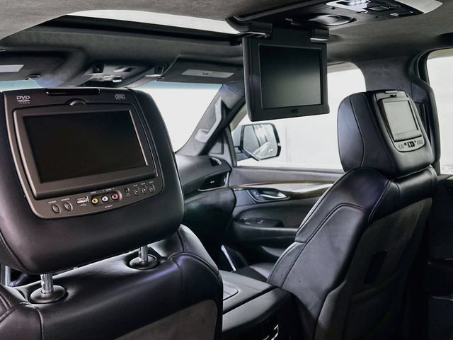 Used 2018 Cadillac Escalade Platinum AWD/4WD image 32
