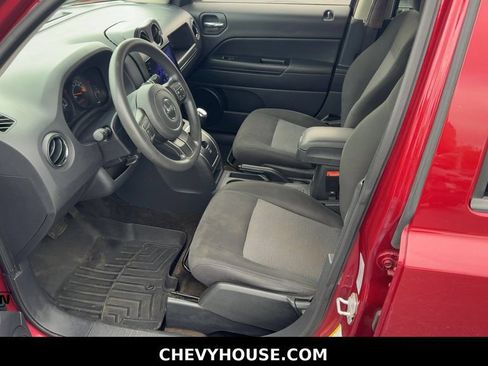 Used 2015 Jeep Patriot Sport w/ Power Value Group FWD image 9