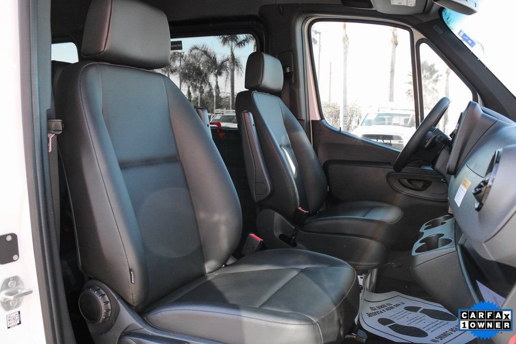 Used 2022 Mercedes-Benz Sprinter 2500 image 29