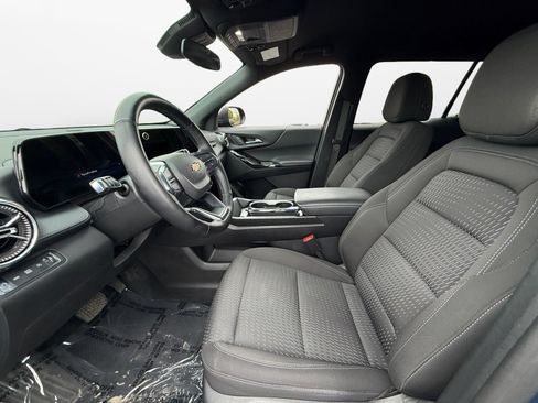 Used 2025 Chevrolet Equinox LT AWD/4WD image 10