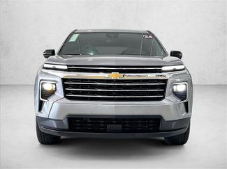 Used 2024 Chevrolet Traverse LT FWD video 3