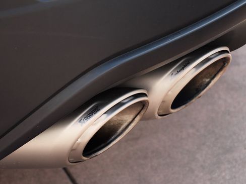 Used 2023 Lamborghini Urus S image 11