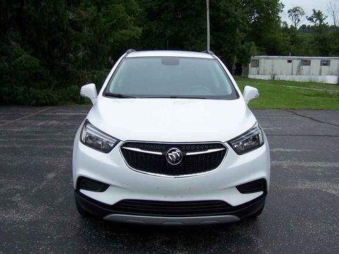 Used 2019 Buick Encore Preferred AWD/4WD image 3
