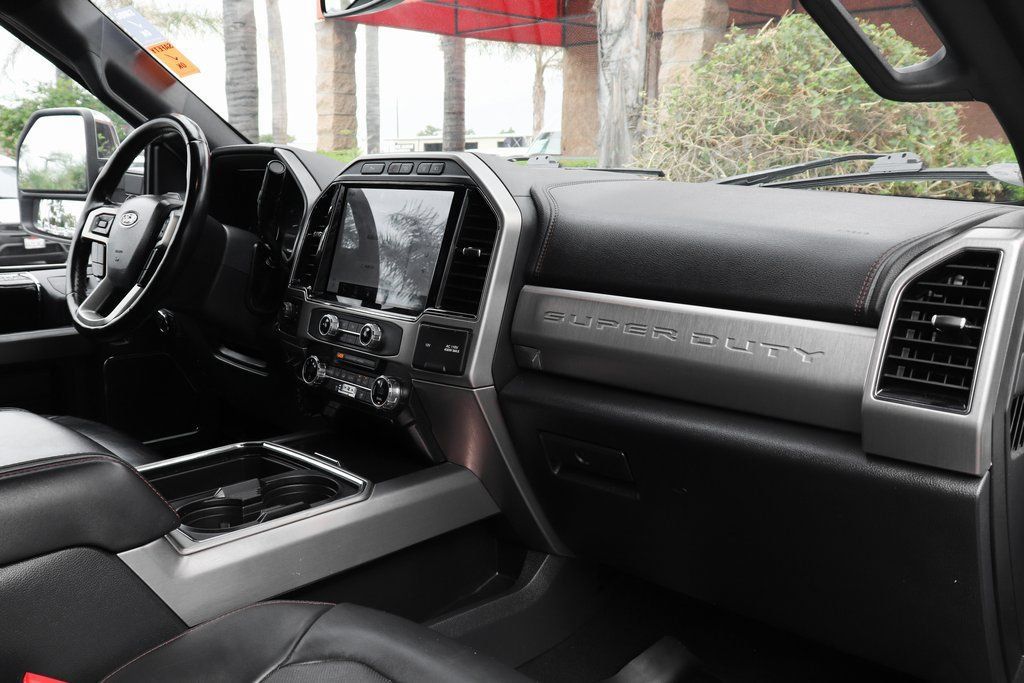 Used 2022 Ford F250 Platinum w/ FX4 Off-Road Package AWD/4WD image 41
