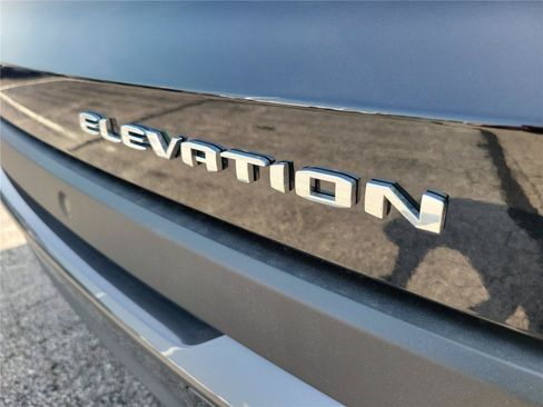 New 2027 GMC Terrain Elevation w/ Elevation Premium Package AWD/4WD image 7
