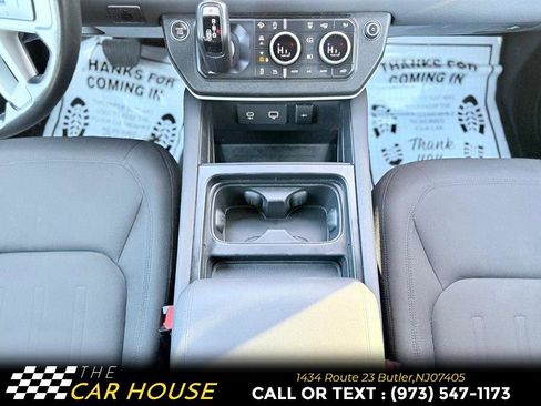 Used 2022 Land Rover Defender 110 image 28
