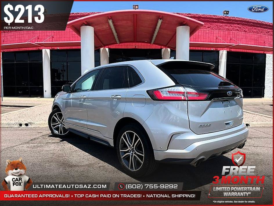 Used 2019 Ford Edge Titanium w/ Equipment Group 301A FWD image 4