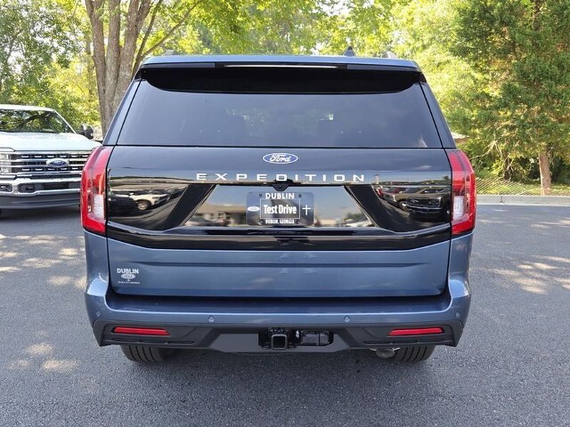 New 2027 Ford Expedition Active RWD image 14