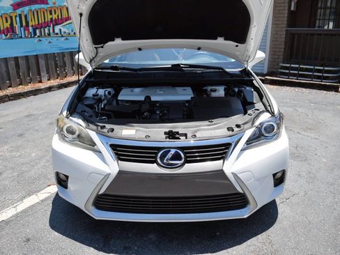 Used 2015 Lexus CT 200h FWD image 25