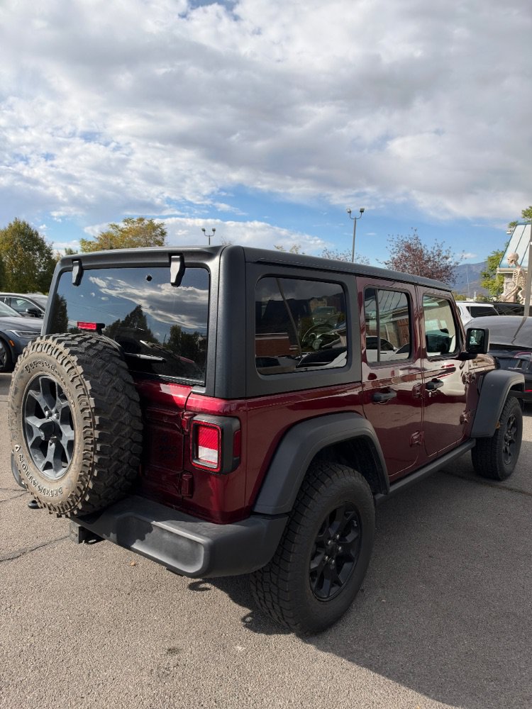 Used 2021 Jeep Wrangler Unlimited Sport AWD/4WD image 6