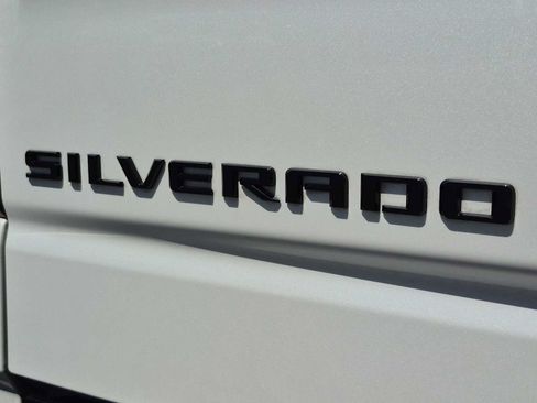 Used 2021 Chevrolet Silverado 1500 RST w/ Z71 Off-Road Package AWD/4WD image 11