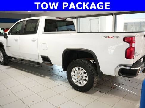 Used 2022 Chevrolet Silverado 3500 LT w/ Convenience Package image 4