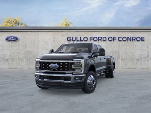 New 2026 Ford F450 Lariat w/ Lariat Premium Package image 2