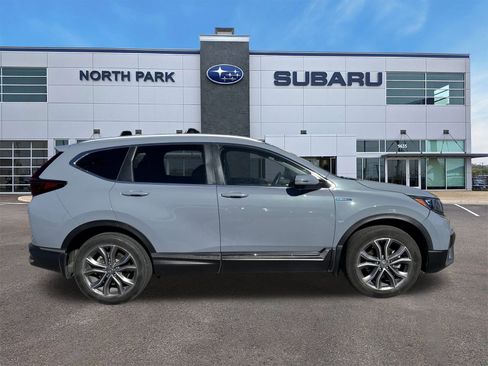 Used 2021 Honda CR-V Touring image 2