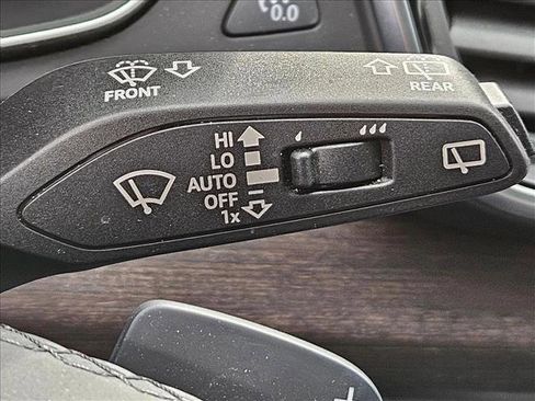 Used 2023 Audi Q5 2.0T Prestige w/ Prestige Package image 16