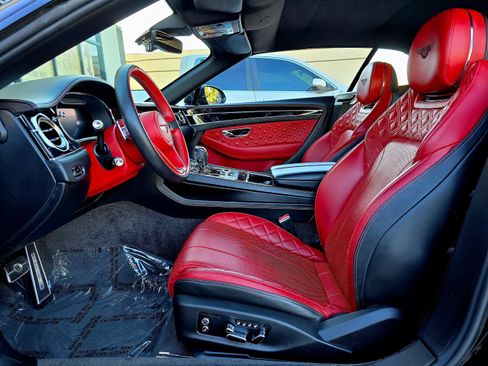 Used 2020 Bentley Continental GT w/ First Edition Specification image 35