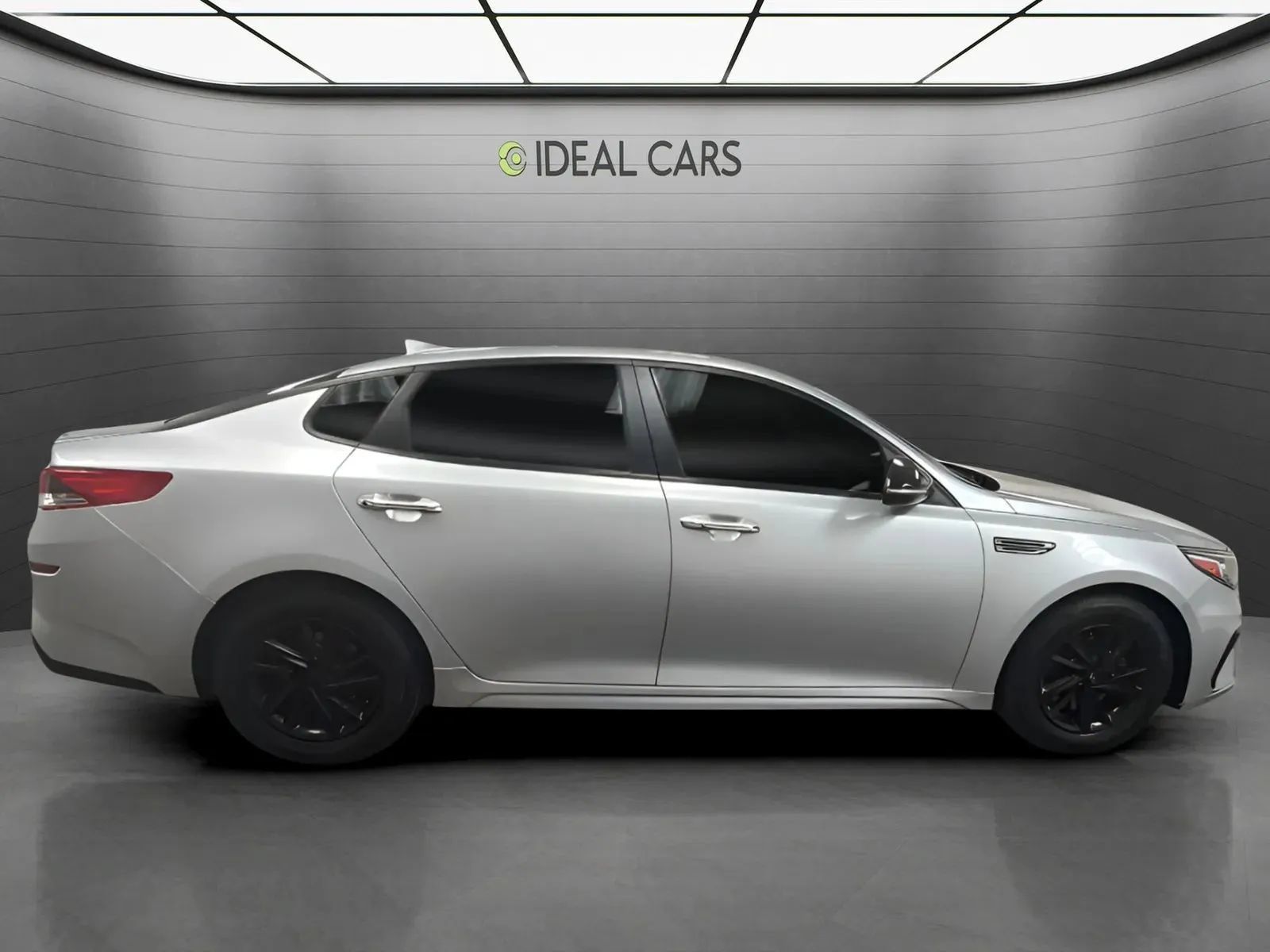 Used 2020 Kia Optima LX FWD image 4