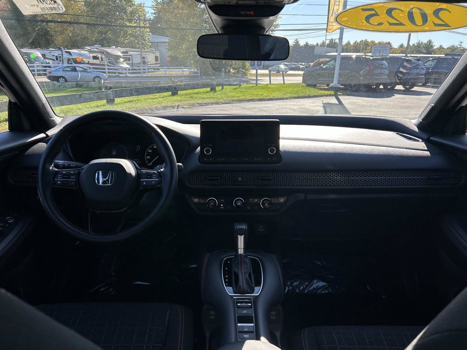 Used 2025 Honda HR-V Sport image 21