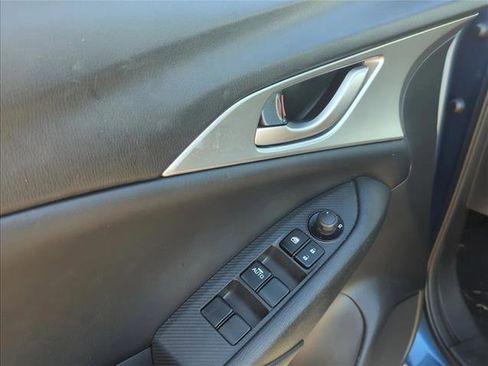 Used 2019 MAZDA CX-3 Sport image 11