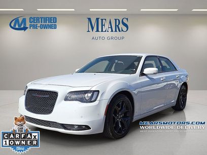Used 2023 Chrysler 300 S
