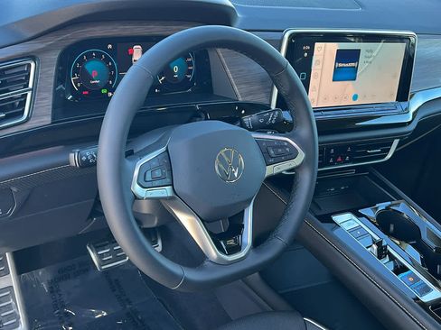New 2026 Volkswagen Atlas SEL Premium R-Line image 10