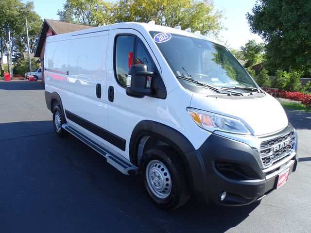 Used 2025 RAM ProMaster 2500 w/ U-Haul Equipment Group FWD image 4