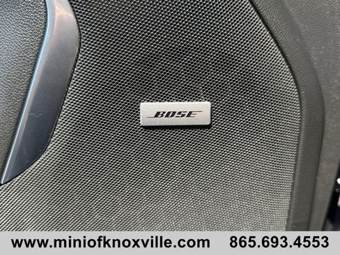 Used 2022 Chevrolet Suburban High Country AWD/4WD image 16