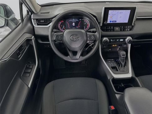Certified 2023 Toyota RAV4 LE image 21