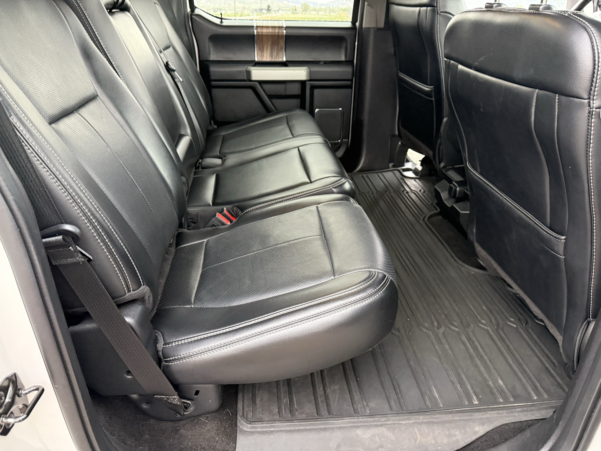 Used 2018 Ford F150 Lariat AWD/4WD image 36