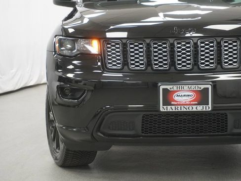 Certified 2021 Jeep Grand Cherokee Laredo X AWD/4WD image 7