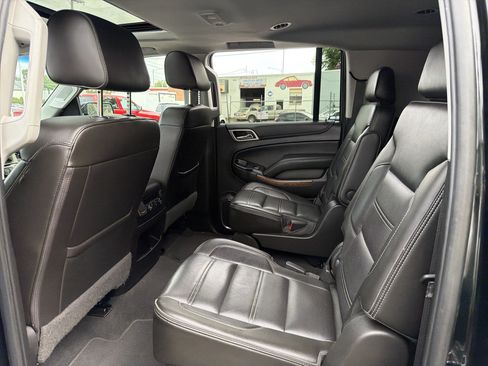 Used 2019 GMC Yukon XL Denali AWD/4WD image 9